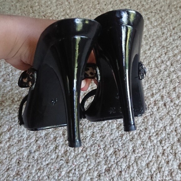 Charles by Charles David FAUX FUR Leopard Print SANDAL size 36.5 - Picture 10 of 12